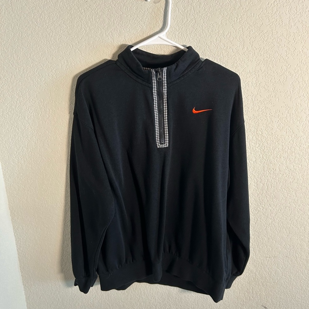 Nike Pullover with houndstooth detail